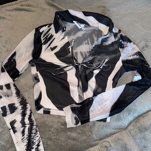 Princess Polly Patterned Black and white top